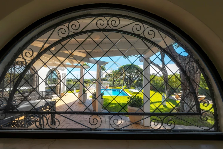 Moradia T4 para Arrendamento em Quarteira Foto 38