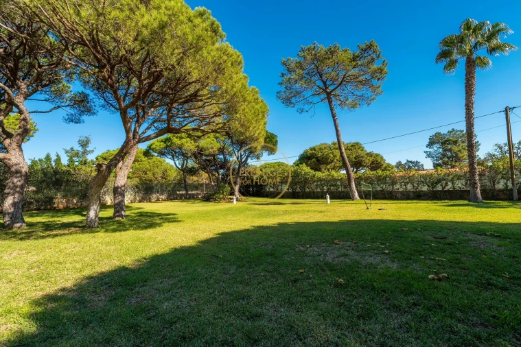 Moradia T4 para Arrendamento em Quarteira Foto 92