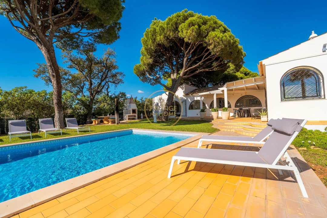 Moradia T4 para Arrendamento em Quarteira Foto 62