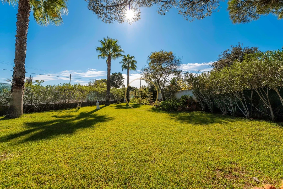 Moradia T4 para Arrendamento em Quarteira Foto 83