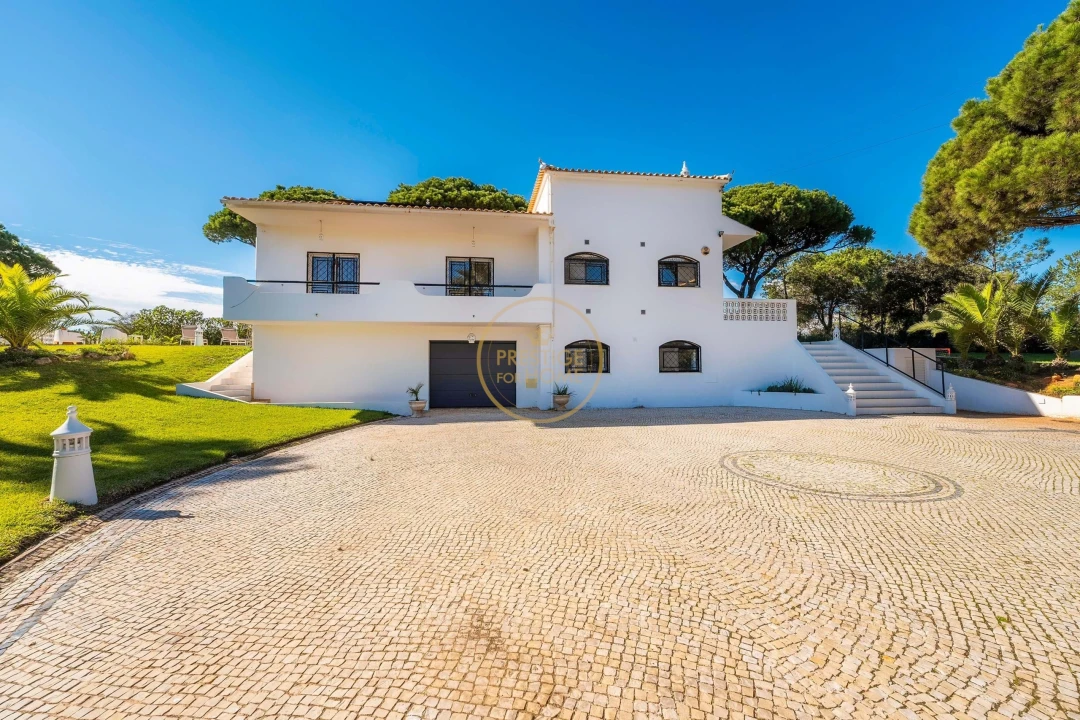 Moradia T4 para Arrendamento férias em Quarteira Foto 13