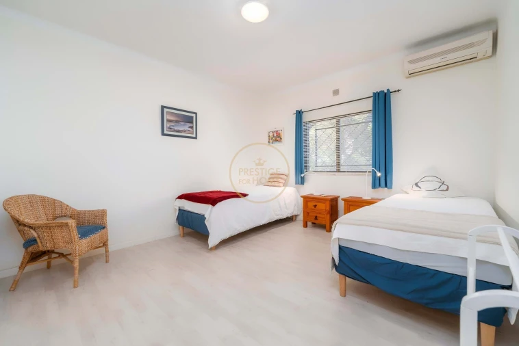 Moradia T4 para Arrendamento férias em Quarteira Foto 80