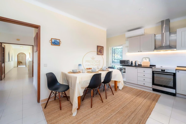 Moradia T4 para Arrendamento férias em Quarteira Foto 100