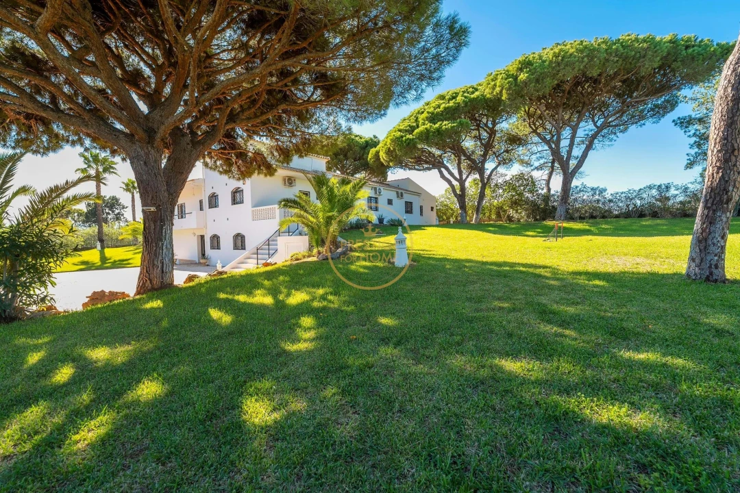 Moradia T4 para Arrendamento férias em Quarteira Foto 44