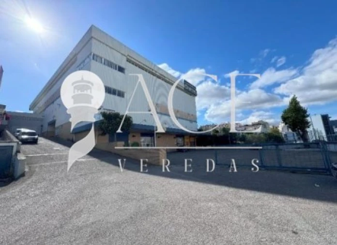 Prédio para Venda em Sacavém e Prior Velho Foto 11