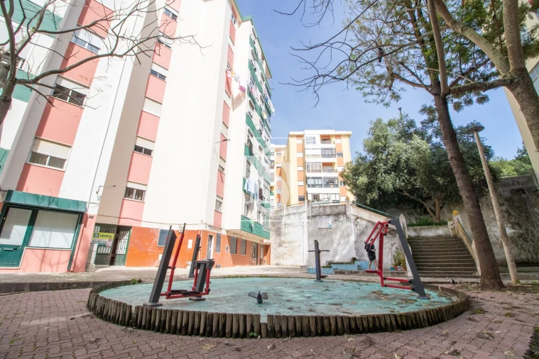 Negócio para Venda em Alto do Seixalinho, Santo André e Verderena Foto 2