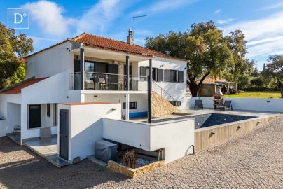 Moradia T5 para Venda em São Brás de Alportel