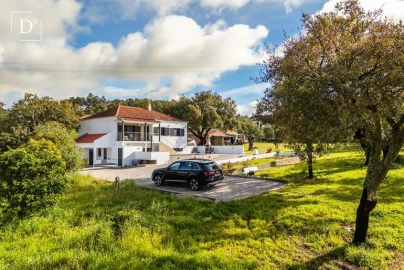 Moradia T5 para Venda em São Brás de Alportel
