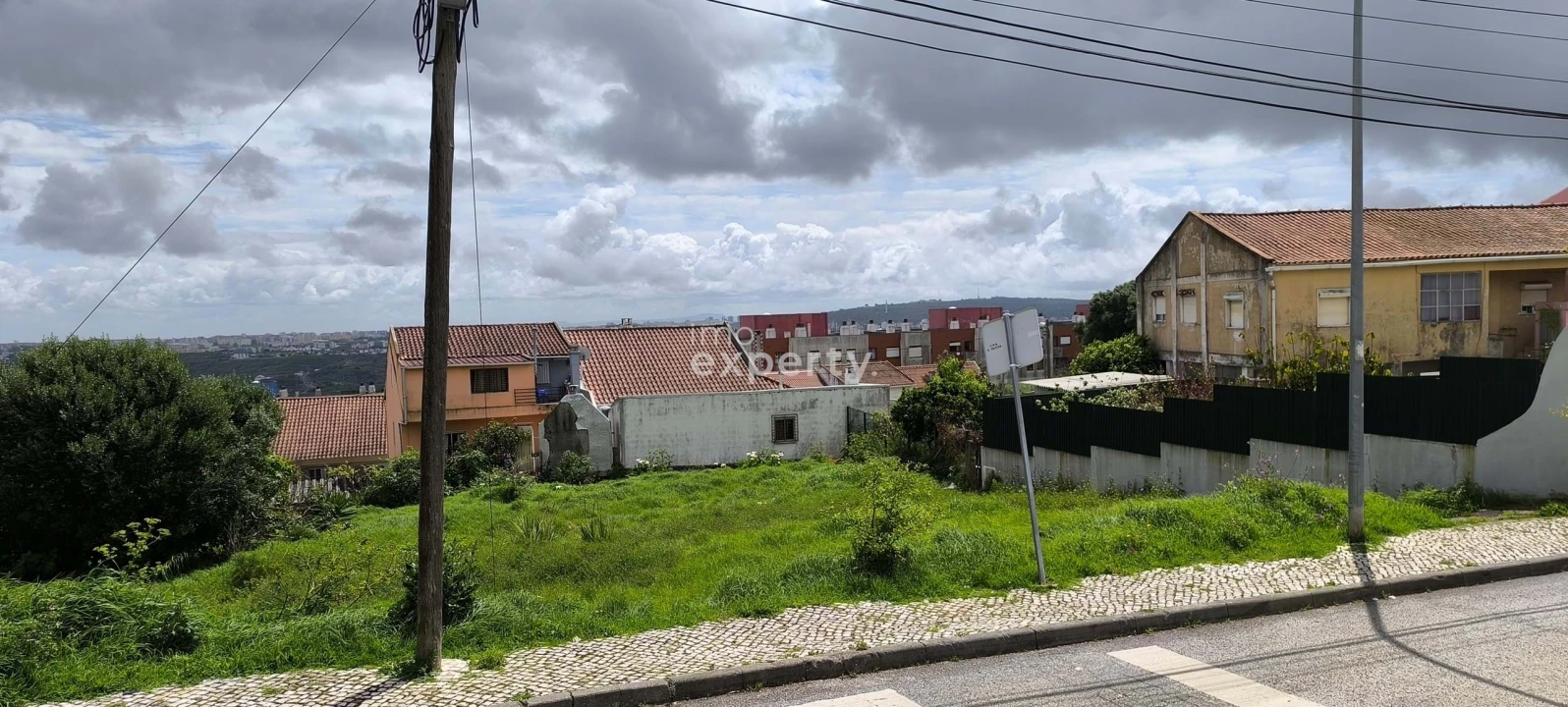 Terreno para Venda em Mina de Água Foto 2
