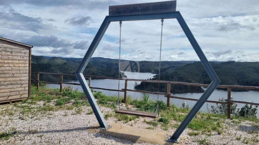 Moradia T3 para Venda em São Pedro do Esteval Foto 19