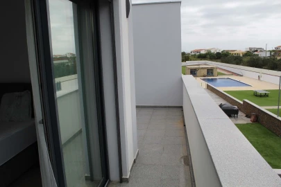 Moradia T3 para Venda em Albufeira e Olhos de Água