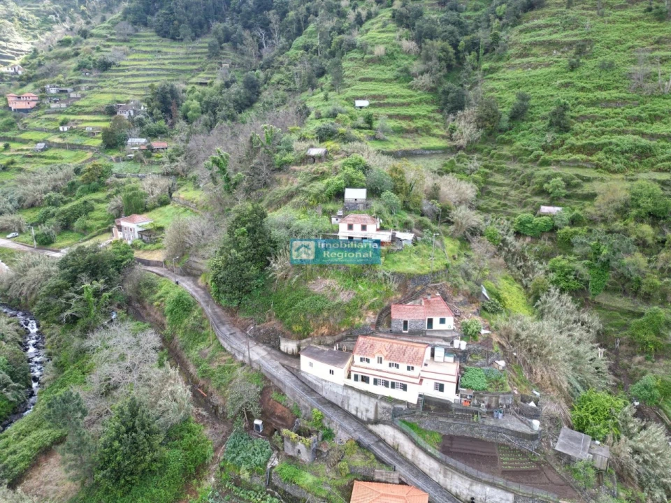 Moradia T2 para Venda em Tabua Foto 20