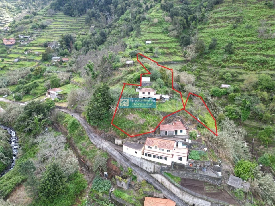 Moradia T2 para Venda em Tabua Foto 25