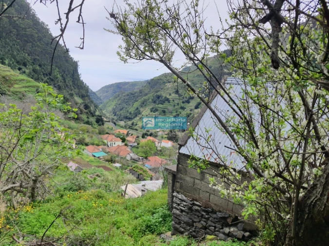 Moradia T2 para Venda em Tabua Foto 17