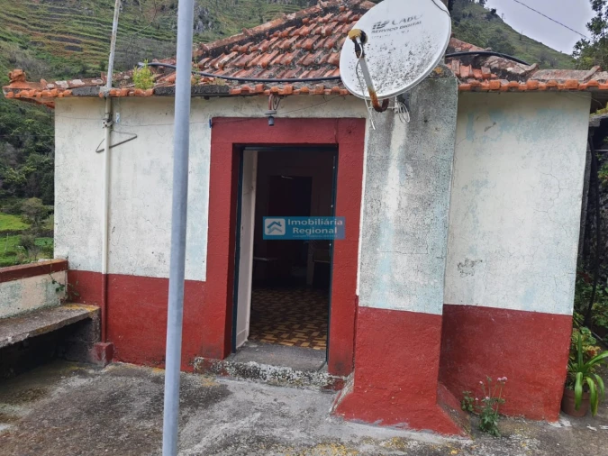 Moradia T2 para Venda em Tabua Foto 4