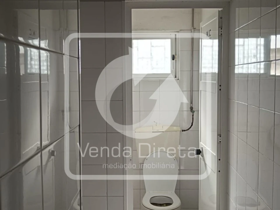 Armazém para Venda em Atalaia e Alto Estanqueiro-Jardia Foto 6