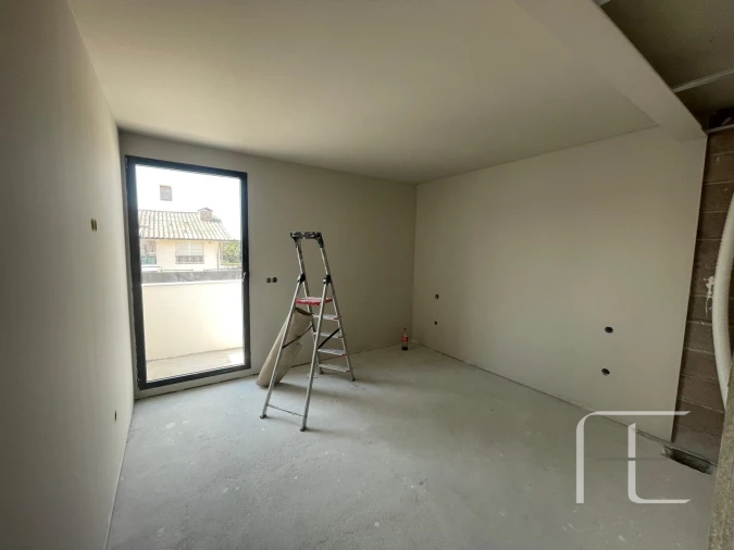 Moradia T3 para Venda em Castêlo da Maia Foto 11