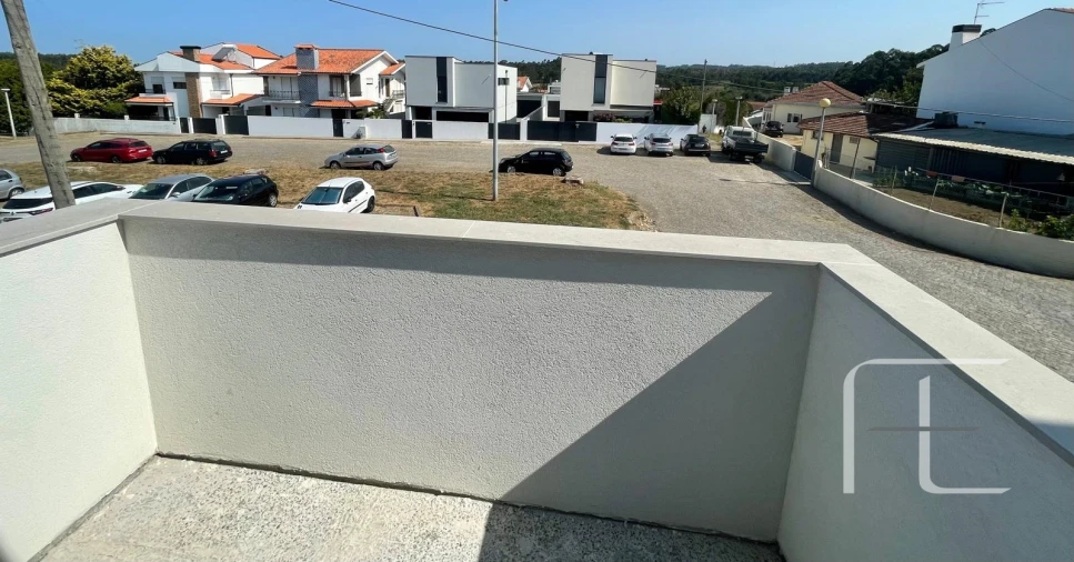 Moradia T3 para Venda em Castêlo da Maia Foto 19