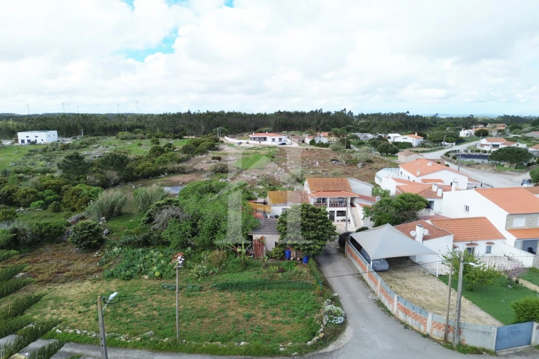 Moradia T4 para Venda em Reguengo Grande Foto 18