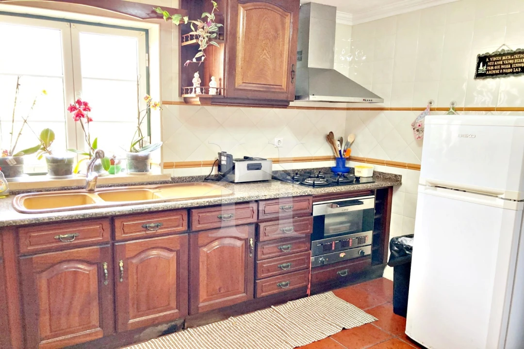 Moradia T4 para Venda em Reguengo Grande Foto 11