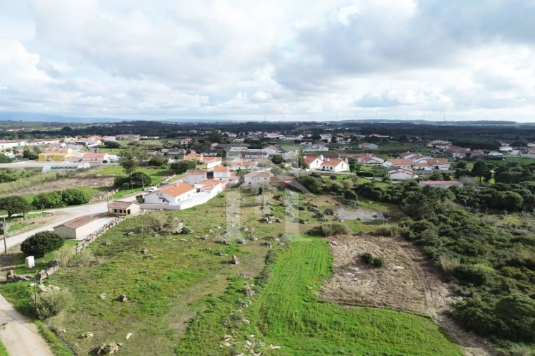 Moradia T4 para Venda em Reguengo Grande Foto 26