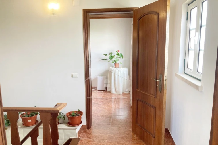 Moradia T4 para Venda em Reguengo Grande Foto 12