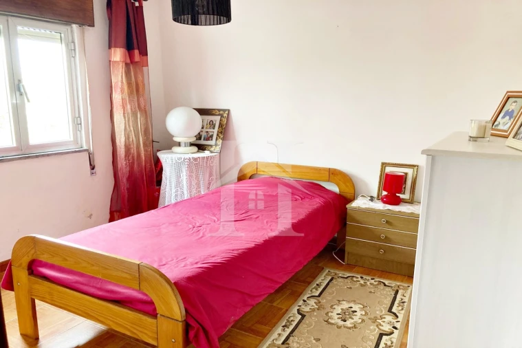 Moradia T4 para Venda em Reguengo Grande Foto 17