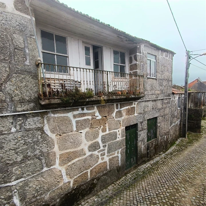 Moradia T4 para Venda em Rio de Loba Foto 4