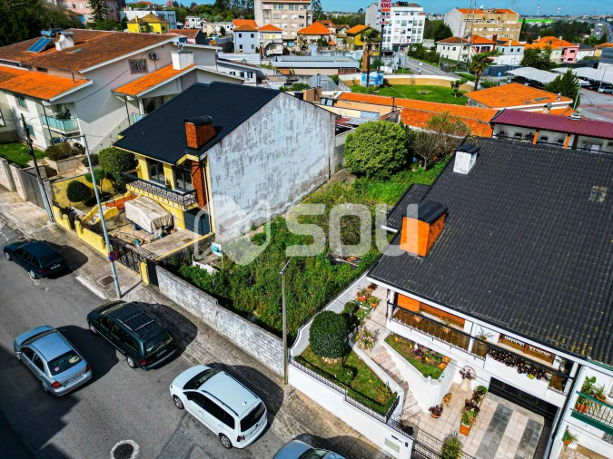 Terreno para Venda em São Mamede de Infesta e Senhora da Hora Foto 2