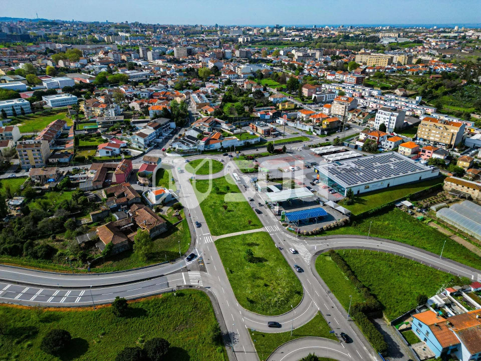 Terreno para Venda em São Mamede de Infesta e Senhora da Hora Foto 4