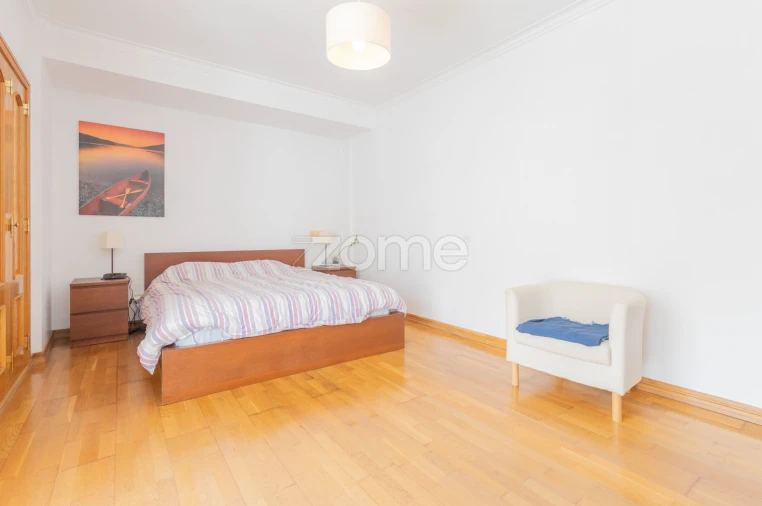 Apartamento T3 para Venda em Oeiras e São Julião da Barra, Paço de Arcos e Caxias Foto 16