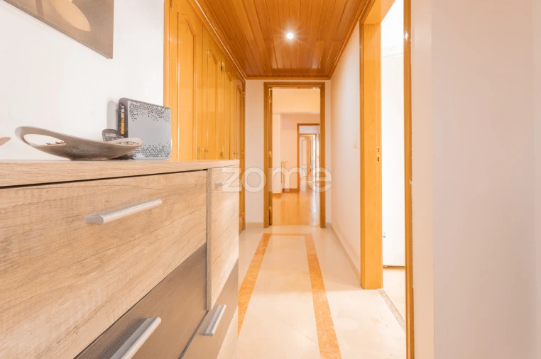 Apartamento T3 para Venda em Oeiras e São Julião da Barra, Paço de Arcos e Caxias Foto 22