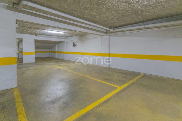 Apartamento T3 para Venda em Oeiras e São Julião da Barra, Paço de Arcos e Caxias Foto 23