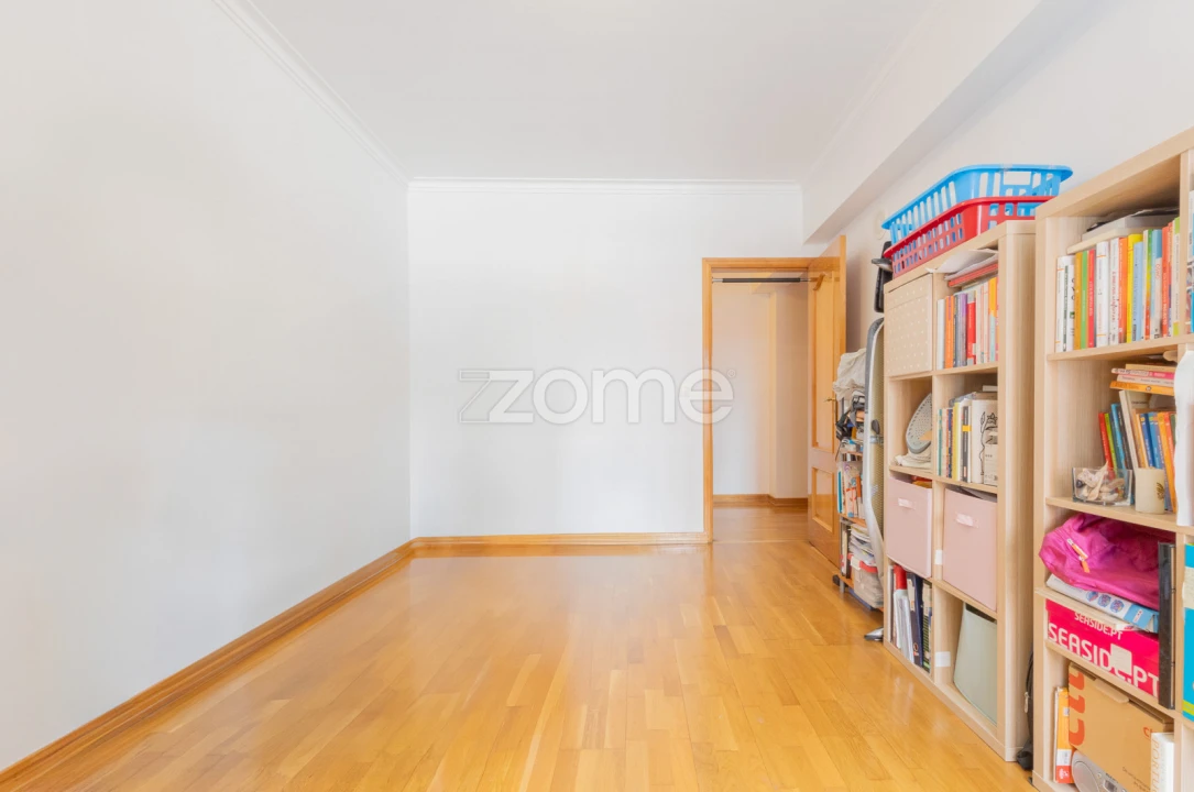 Apartamento T3 para Venda em Oeiras e São Julião da Barra, Paço de Arcos e Caxias Foto 8