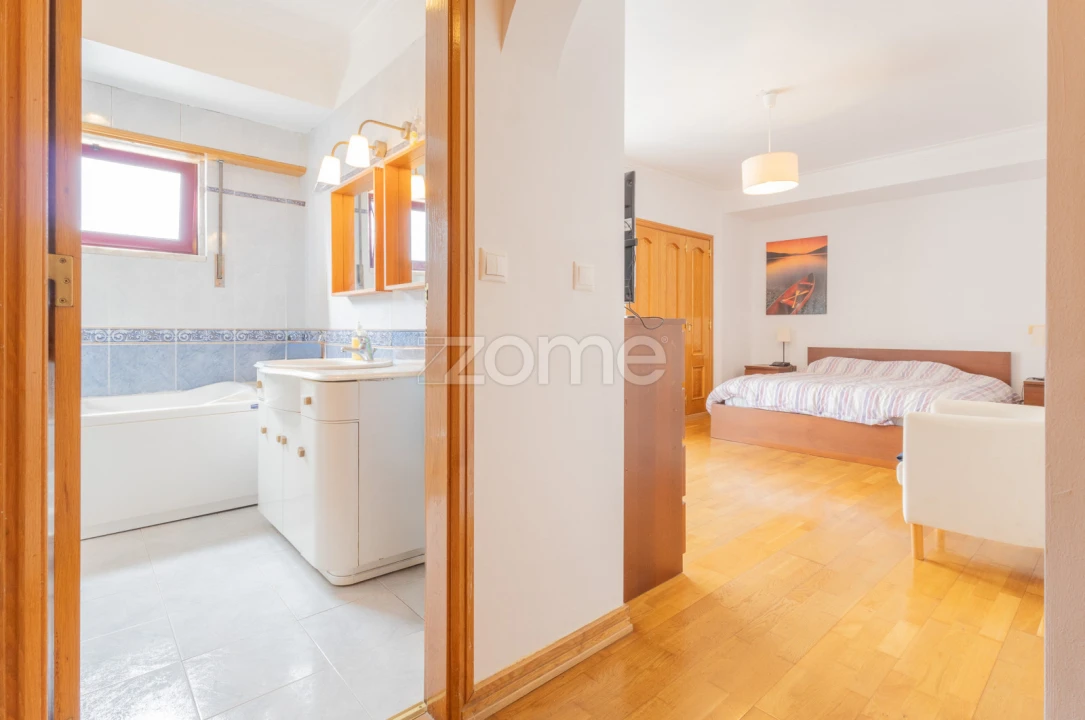 Apartamento T3 para Venda em Oeiras e São Julião da Barra, Paço de Arcos e Caxias Foto 13