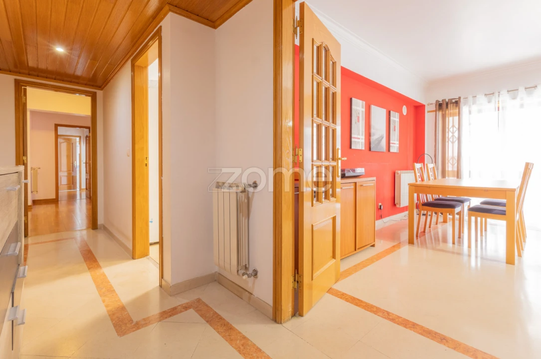 Apartamento T3 para Venda em Oeiras e São Julião da Barra, Paço de Arcos e Caxias Foto 3