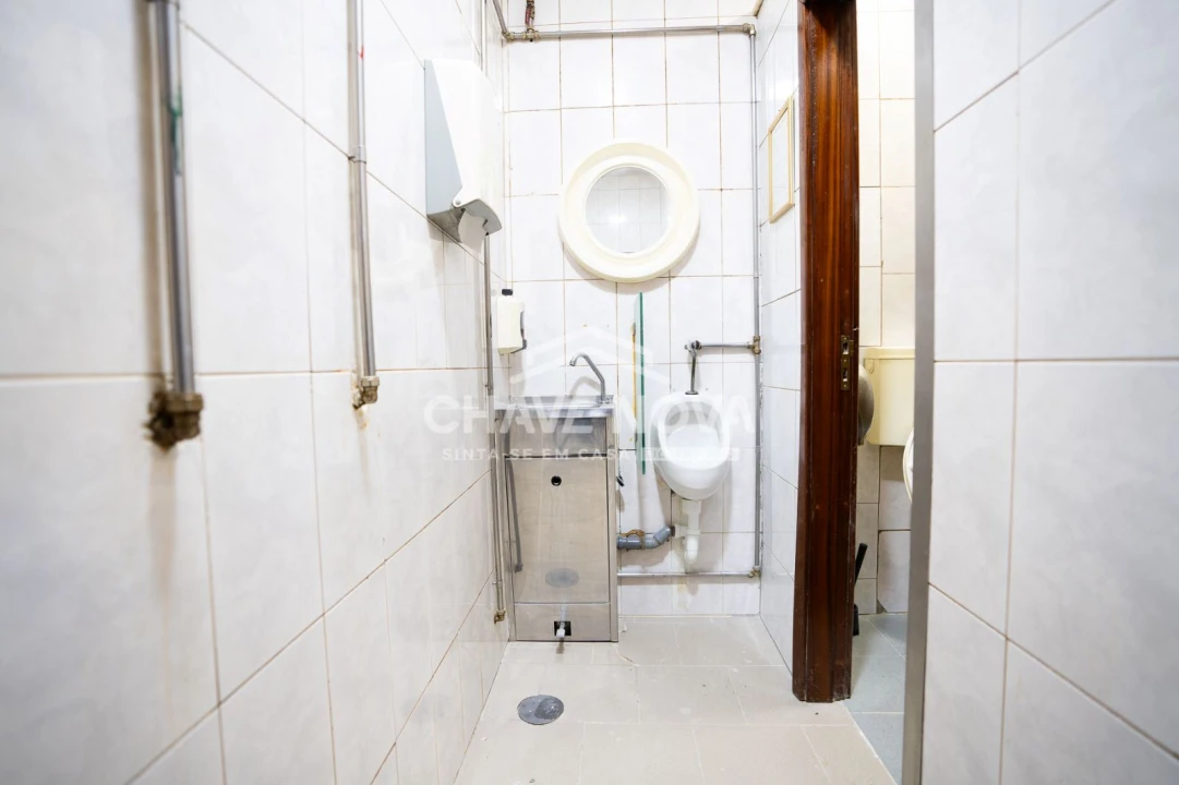 Loja para Trespasse em Custóias, Leça do Balio e Guifões Foto 16