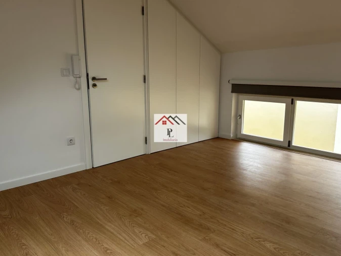 Moradia T1 para Arrendamento em Pereira Foto 19