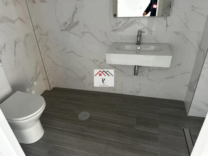 Moradia T1 para Arrendamento em Pereira Foto 11