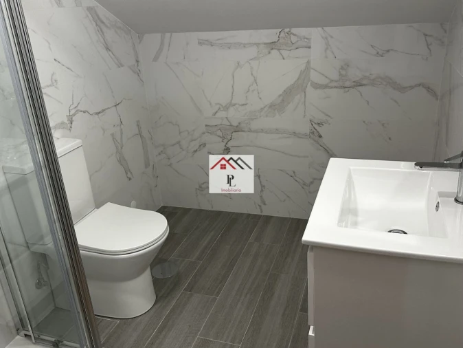 Moradia T1 para Arrendamento em Pereira Foto 17