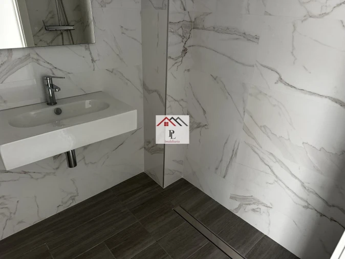 Moradia T1 para Arrendamento em Pereira Foto 9