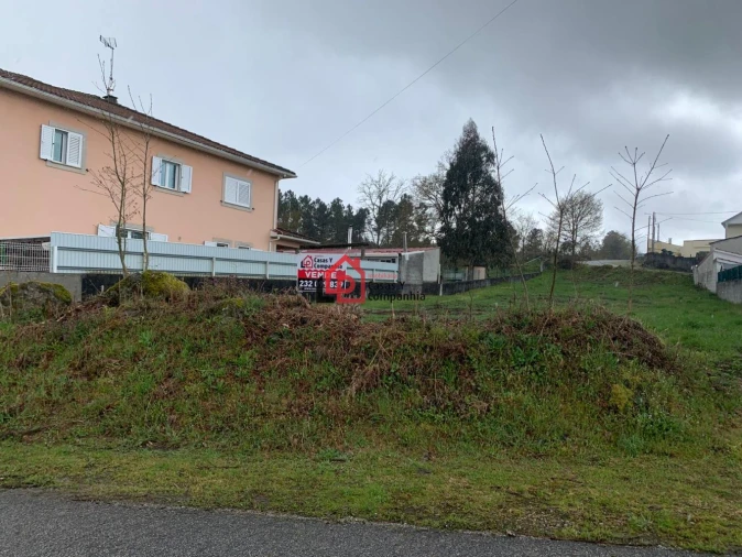 Terreno para Venda em Vila Nova de Paiva, Alhais e Fráguas