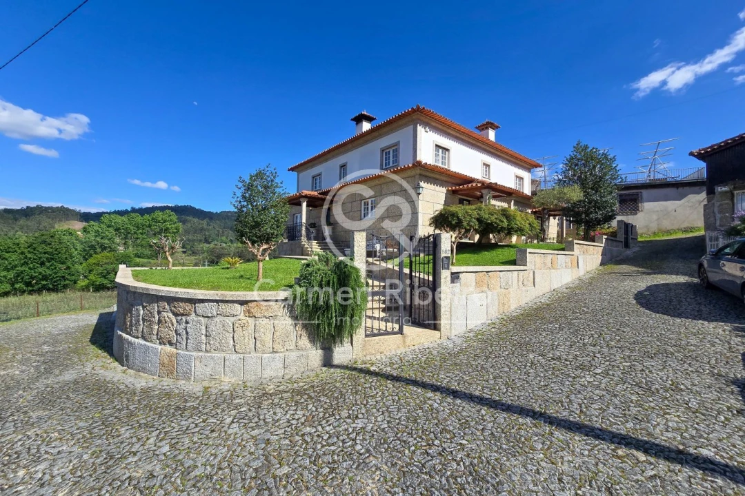 Moradia T3 para Venda em Silvares (São Martinho) Foto 2