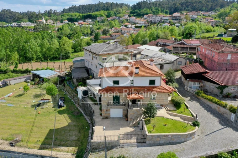 Moradia T3 para Venda em Silvares (São Martinho) Foto 53