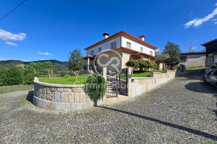 Moradia T3 para Venda em Silvares (São Martinho) Foto 5