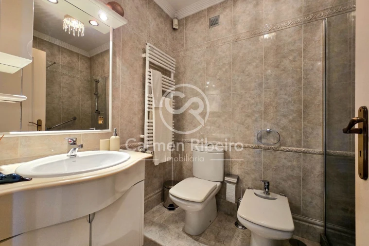 Moradia T3 para Venda em Silvares (São Martinho) Foto 48