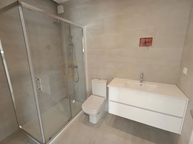 Moradia T3 para Venda em Serra D'El-Rei Foto 18