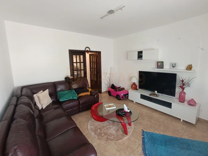 Moradia T2 para Venda em Peniche Foto 2