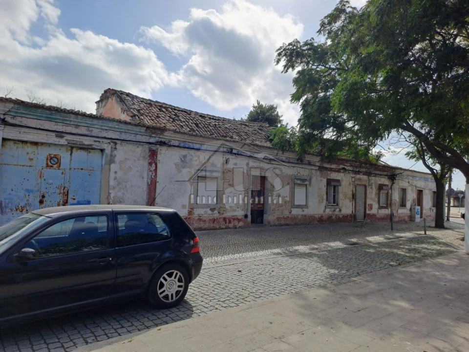 Moradia T10 para Venda em Alhos Vedros Foto 5