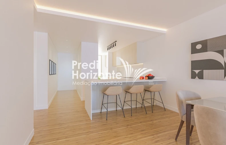 Apartamento T1 para Venda em São Martinho Foto 5